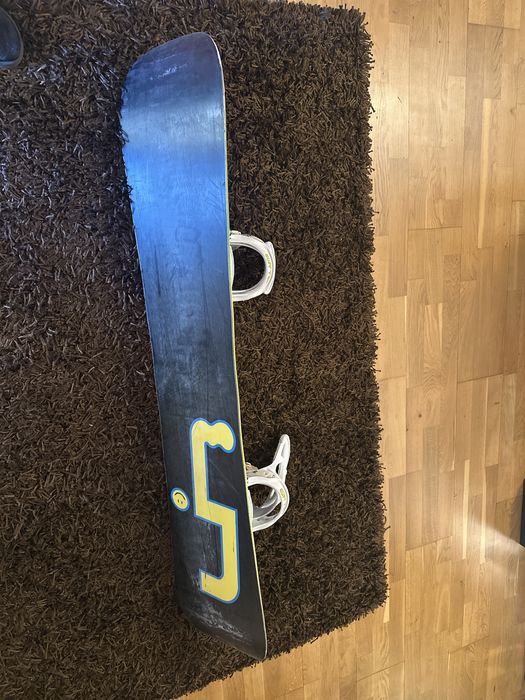 Placa Snowboard cu legaturi