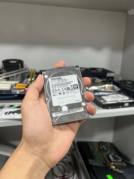 HDD 2.5 Toshiba // Seagate 1Tb