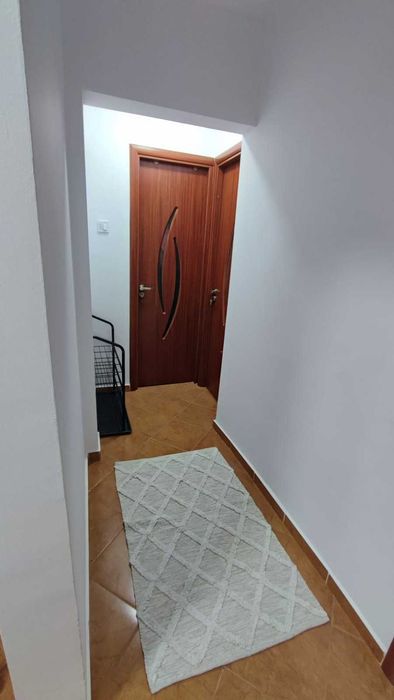 Apartament 4 camere, Școala 39