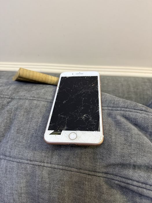 Iphone 7 Plus! Розовое золото! Продам!