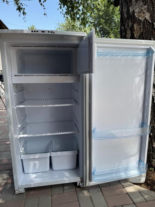 Холодильник бирюса