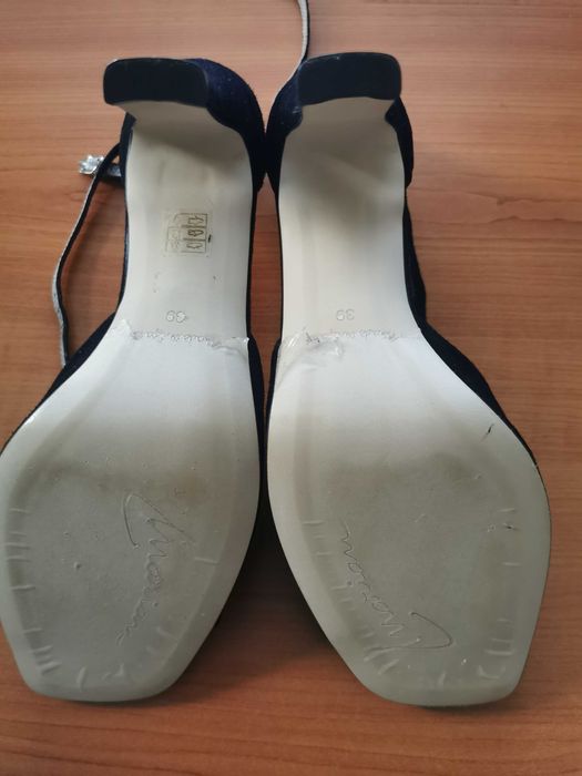 Официални черни велурени сандали за бал, нови!