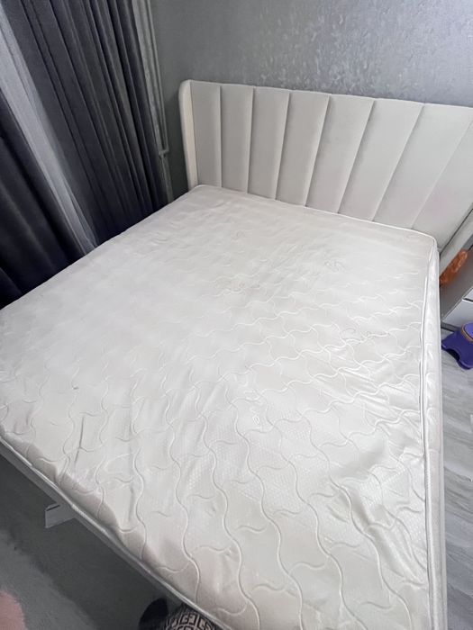 Продам матрац 180*200