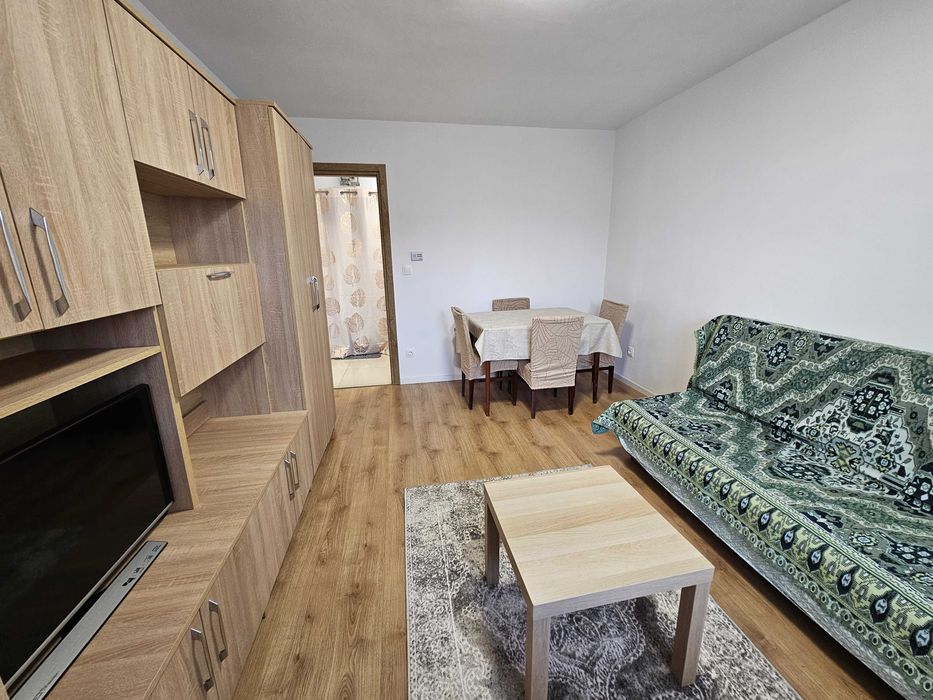 Inchiriez apartament 2 camere Medias, Gloria, total renovat si utilat