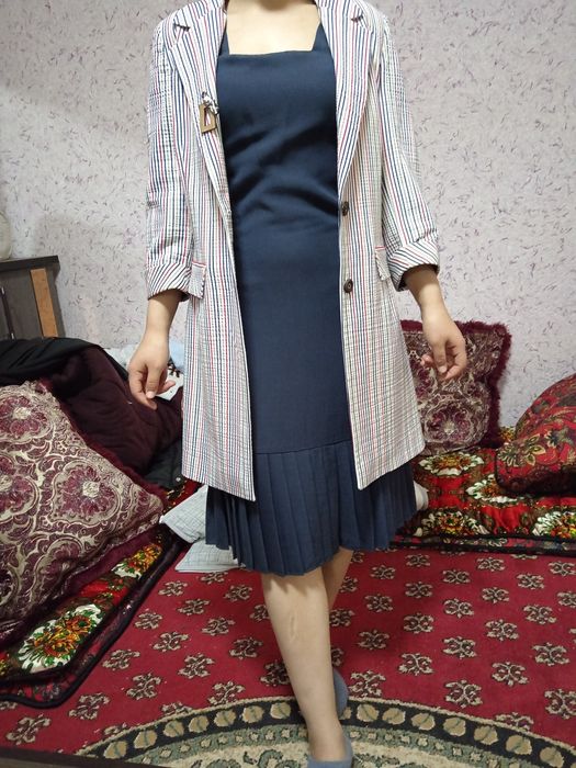 Dvoyka. Kostyum koyne turkiya SANDROM brendi 36 razmer