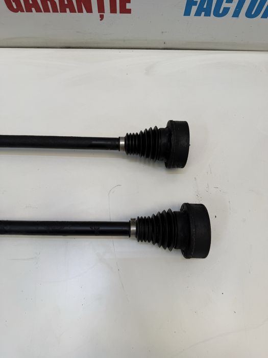 Planetara stanga dreapta spate 4x4 VW Tiguan Passat B6 B7 CC Golf 5 6