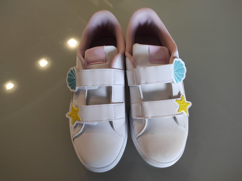 Детски Сникърси Puma Smash V2 Mermaid
Сникърси Smash V2 Mermaid