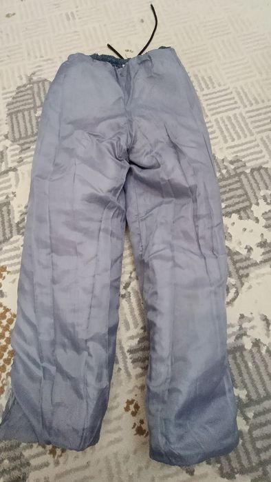 Продам комбинезон для девочки