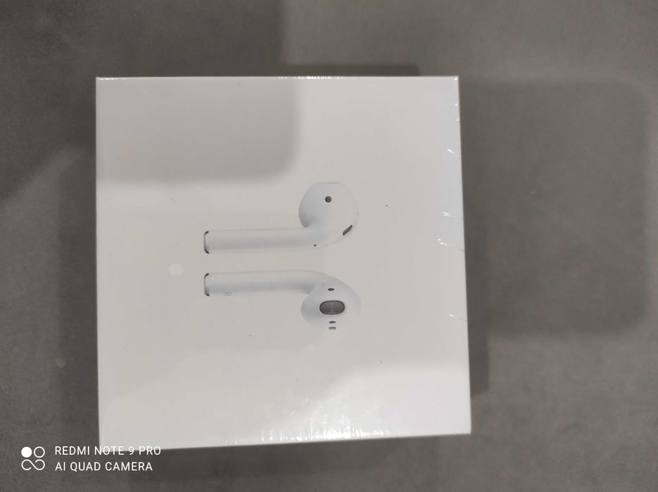 Безпроводные наушники новые