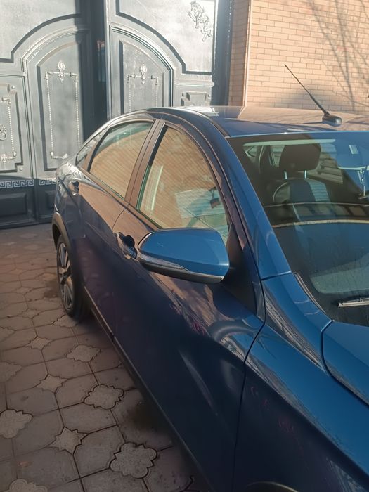 Lada Vesta Cross 2018 Sotiladi