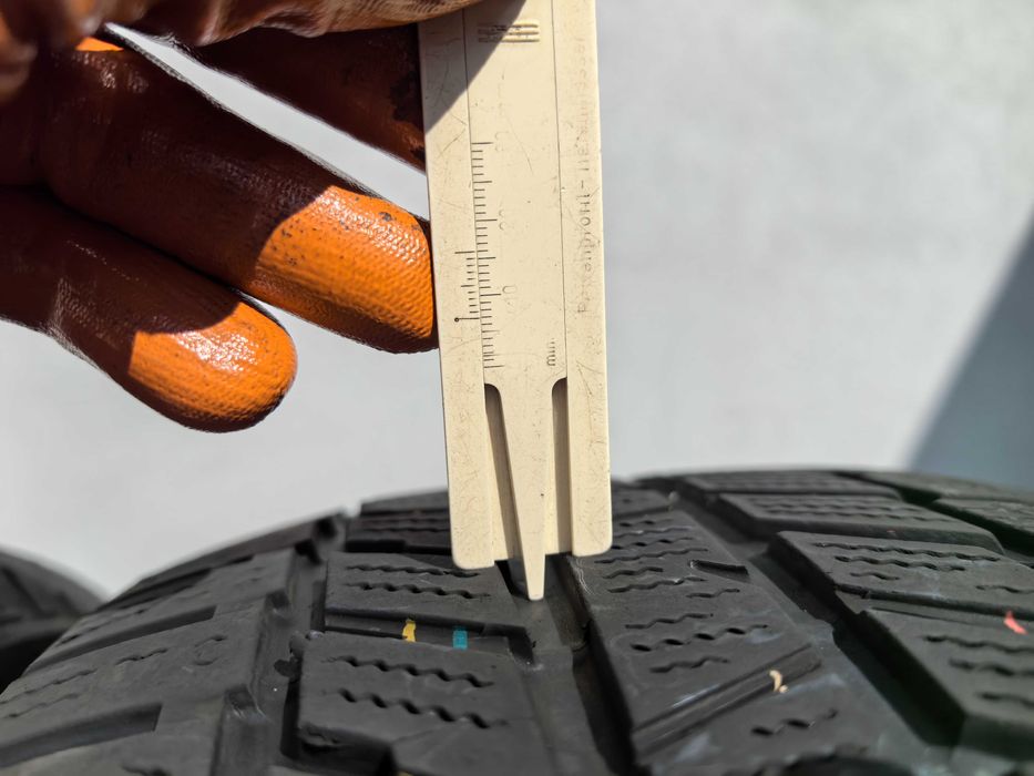 235/60/17 Тойо ДОТ 2022 г - 106 Товарен индекс