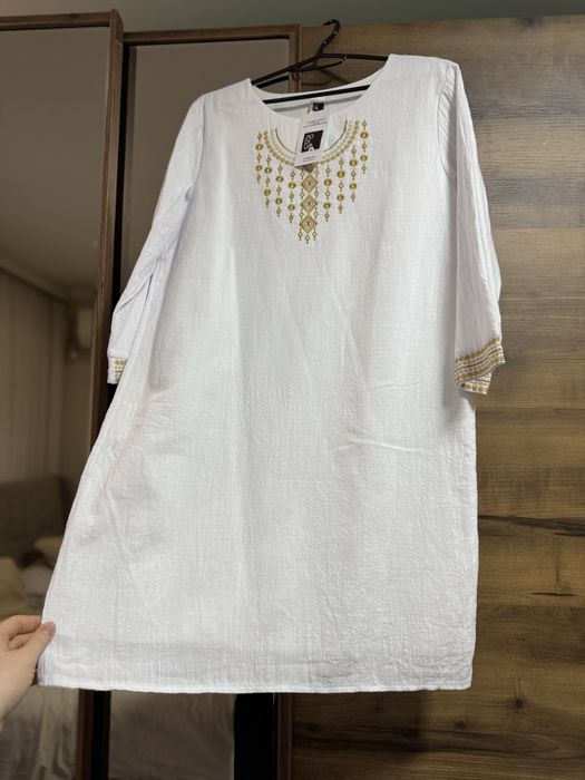 Рокля с етно мотиви