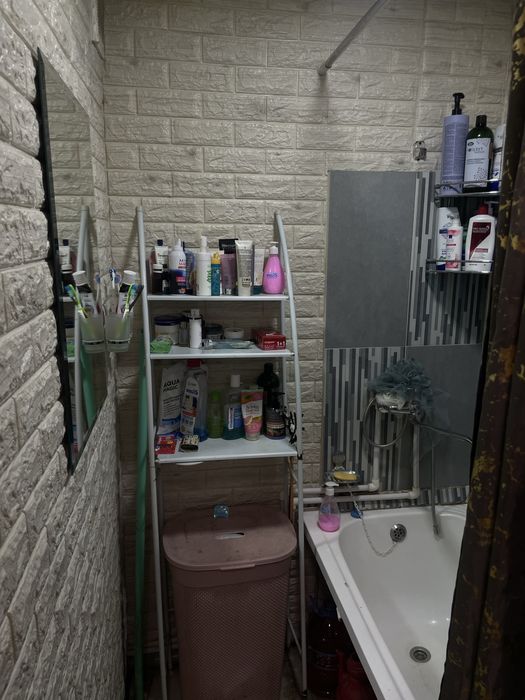 Продается 3-х комнатная квартира 74 квадратных метра