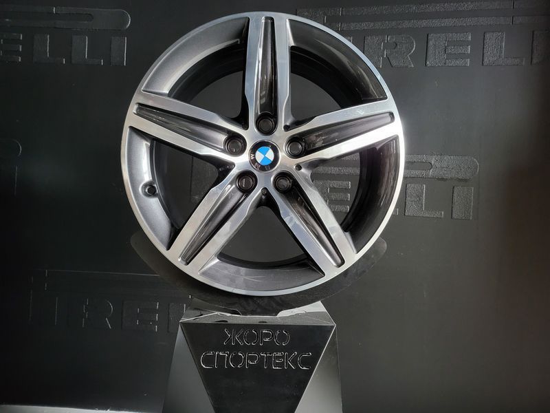 17цола BMW 1 2 серия  5x112 F40 F44 4бр Оригинални
