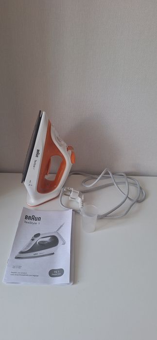 Продам в упаковке Утюг " Braun"