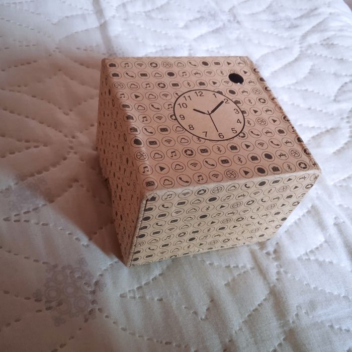 Продам новые часы