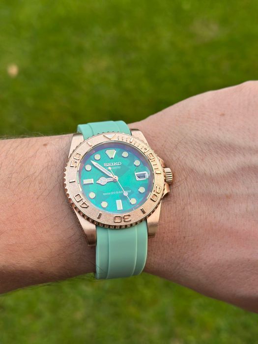 Ceas de mana custom din bronz Seiko