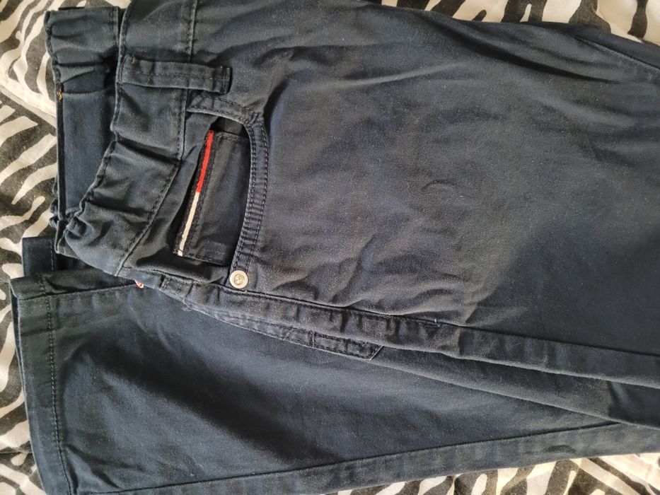 Pantaloni băieți scoala 10 ani Tommy