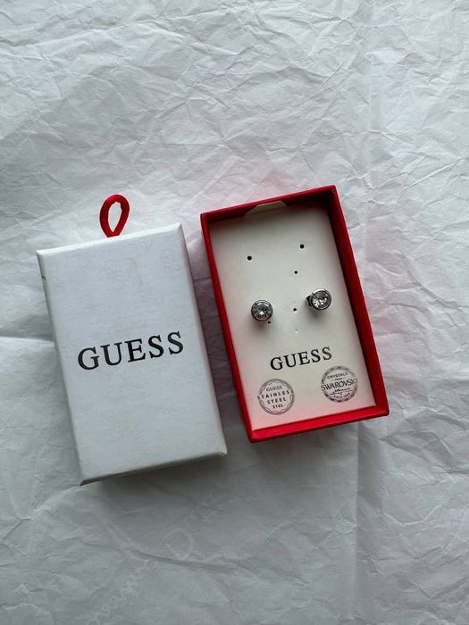 Пусеты Guess с офиц.бутика