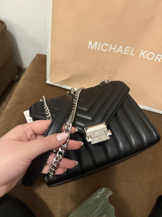 Дамска чанта с регулируема дръжка от еко кожа -whitney MICHAEL KORS