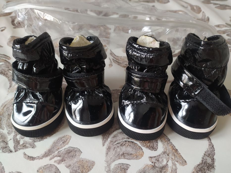 Обувь для собак зимняя