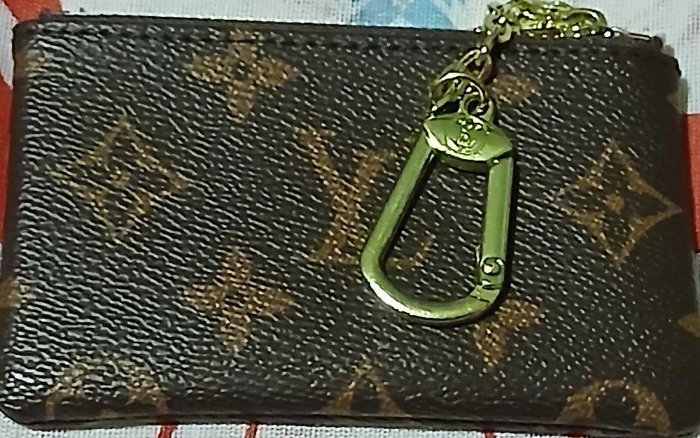 Louis Vuitton Key Pouch Nou
