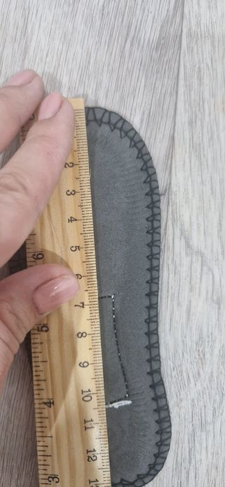 Продам детские сапоги