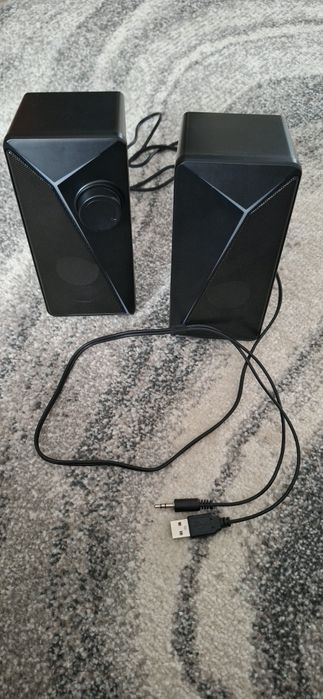 Boxe desktop RGB 2.0