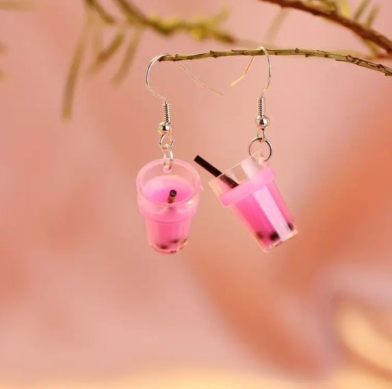 Обеци донати,бургери,сладоледи..