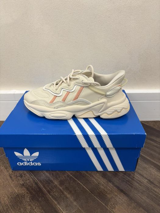 Обувки, маратонки