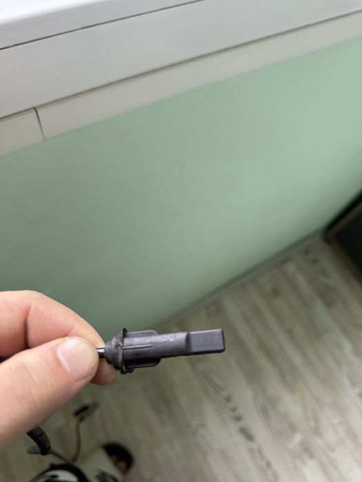 Заден датчик ABS bmw F30 оригинален