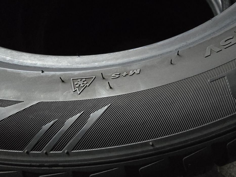 Laufenn 205/55 R17 95V MS iarnă