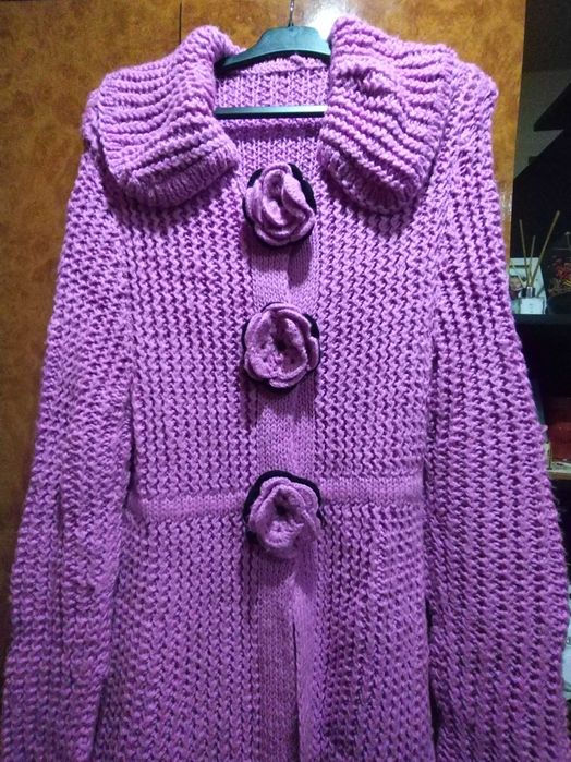 Set crosetat, pardesiu si palarie