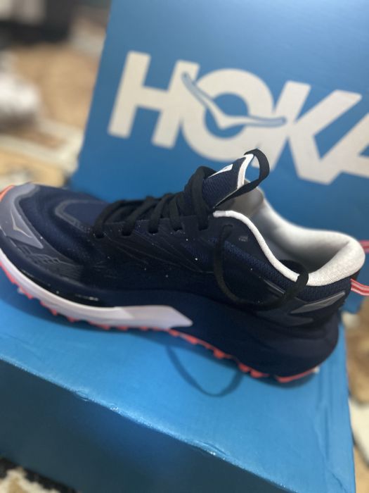 Adidasi Hoka de