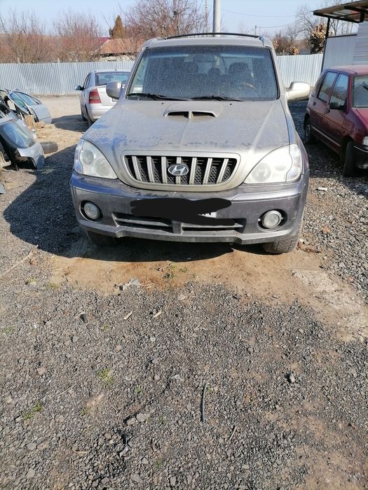 Dezmembrez Hyundai terracan