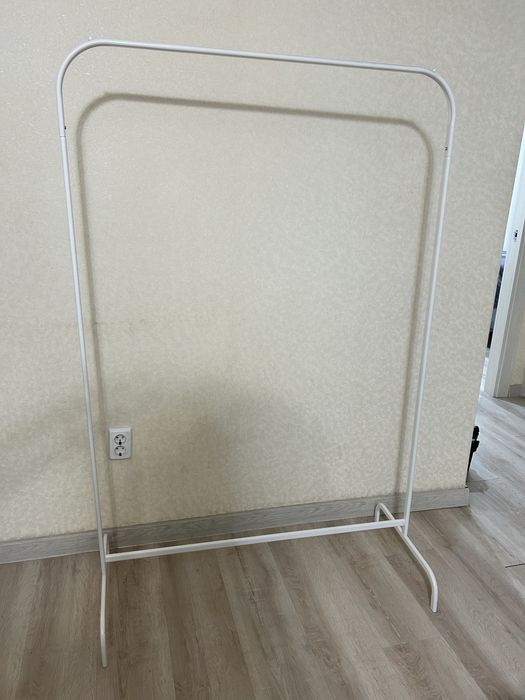 Напольная вешалка Ikea