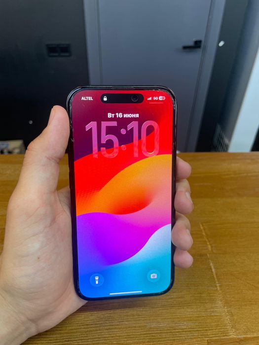 iPhone 15 с коробкой