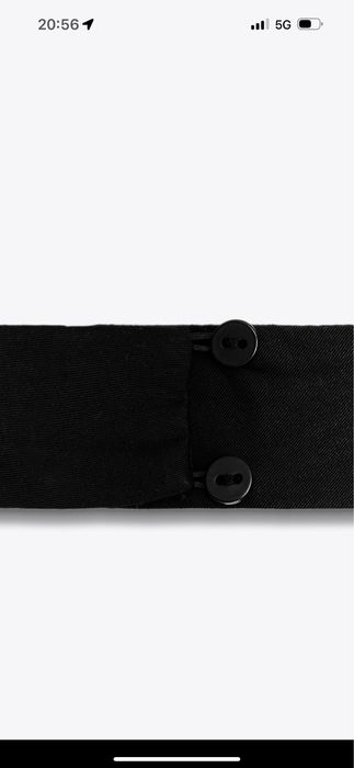 Черен топ с халтер деколте с етикет С размер Zara