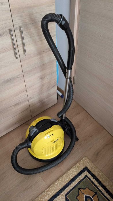 Aspirator profesional Karcher VC 6100