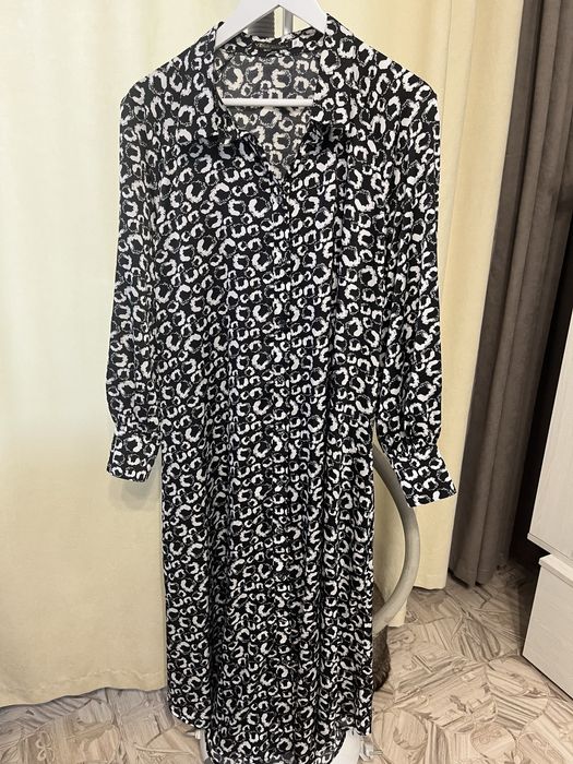 Продам женские платья