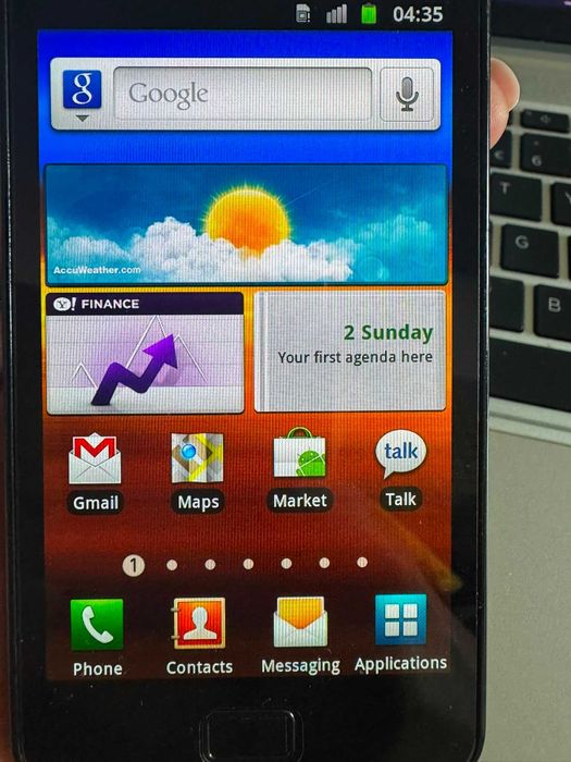 Telefon Samsung Galaxy S II GT-I9100, 16 GB, funcțional, cu husă