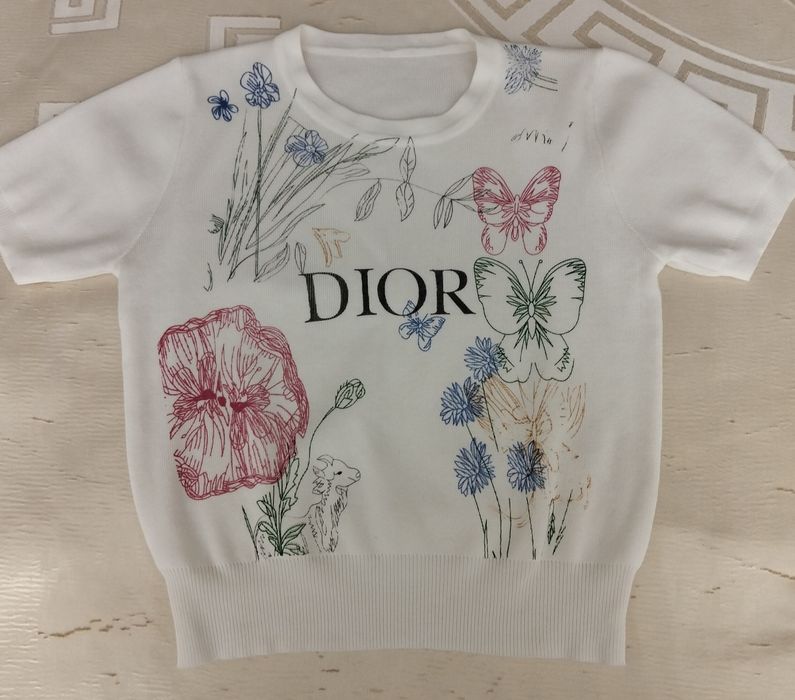 Футболка женская