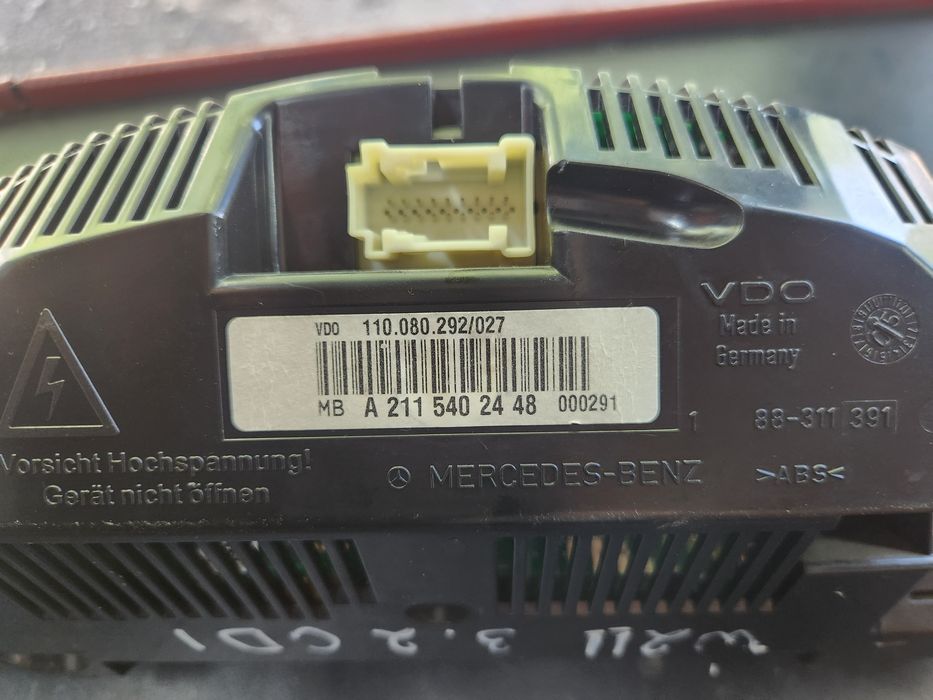 Табло за мерцедес w211 3.2cdi 224 коня