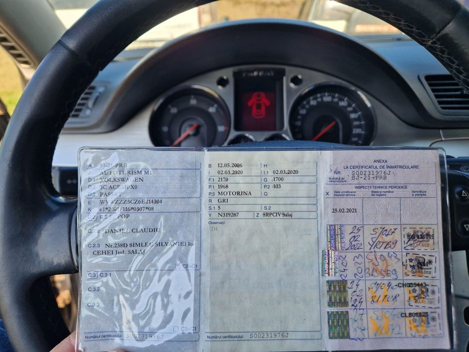 Vând Volkswagen Passat 2006