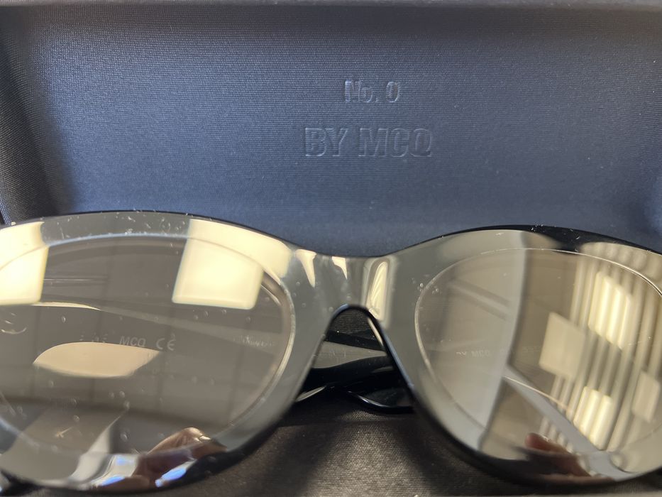 Уникални слънчеви очила  на  Alexander Mcqueen