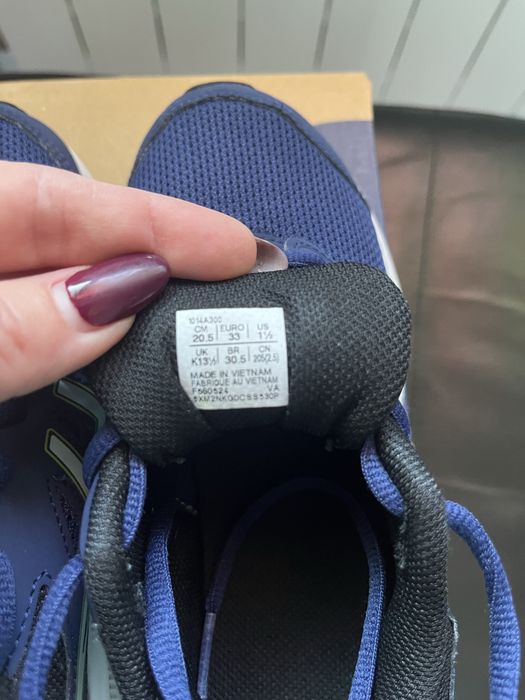 Маратонки nike,asics