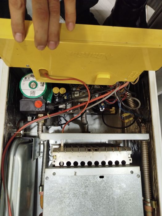 Продаётся двухконтурный котёл