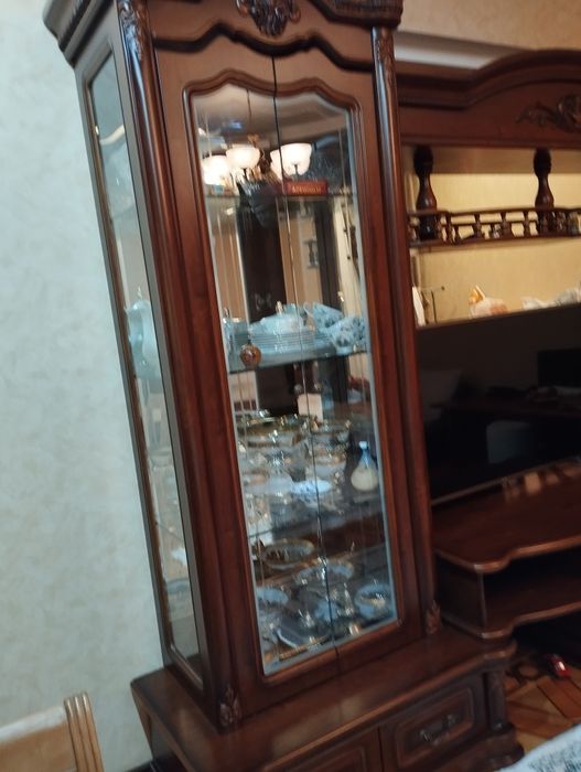 Срочно!!! Добротная мебель из дерева для гостиной. Срочно!!!