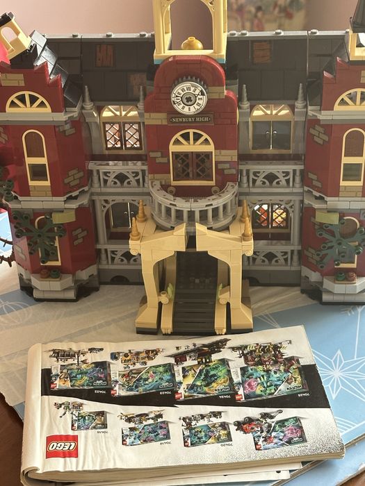 Продам лего все в оригинале