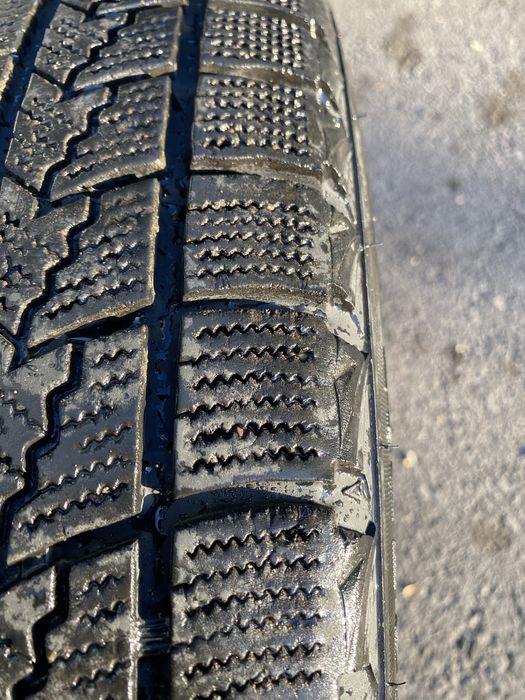 Шины Roadstone зимние